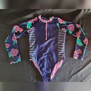 Long-Sleeve Rashguard